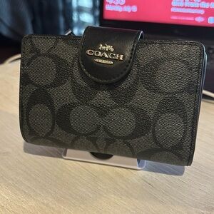 Coach Medium Corner Zip Wallet In Signature Canvas